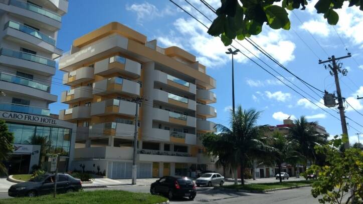 #2420 - Apartamento para Venda em Cabo Frio - RJ