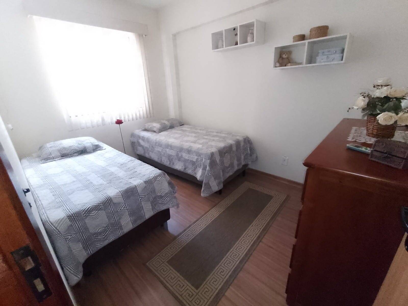 #1017 - Apartamento para Venda em Cabo Frio - RJ