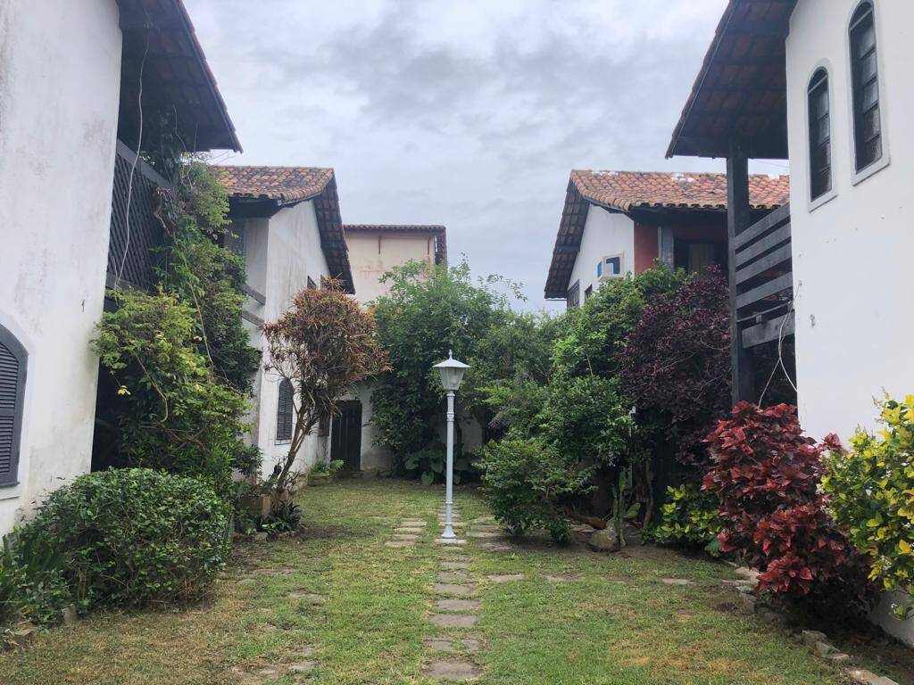 #3008 - Casa em condomínio para Venda em Arraial do Cabo - RJ