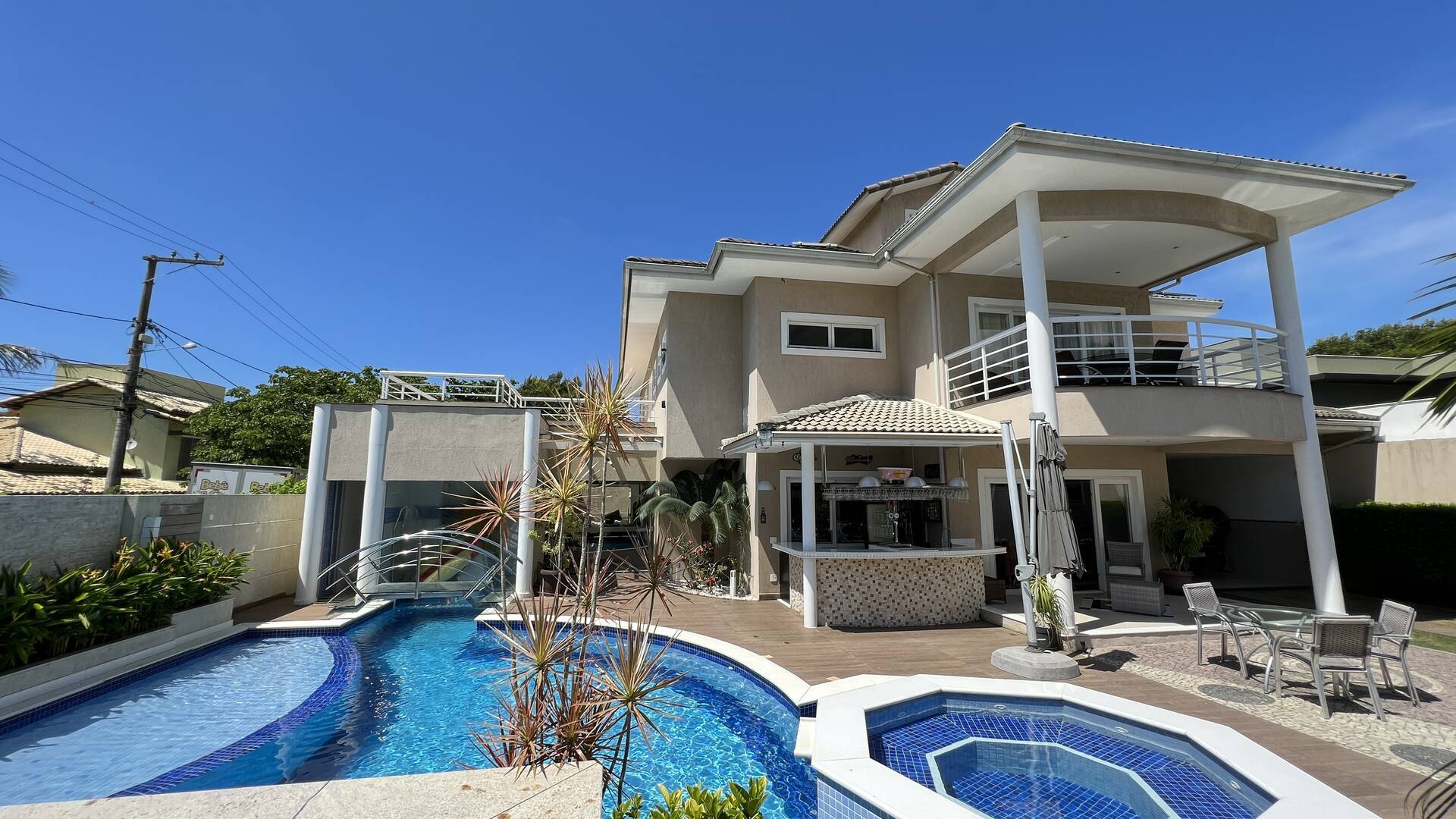 #9035-S - Casa para Venda em Cabo Frio - RJ