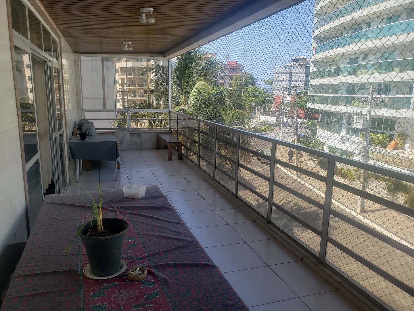 #2926 - Apartamento para Venda em Cabo Frio - RJ