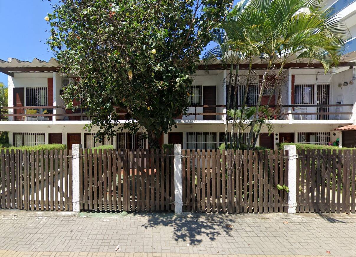 #2972 - Casa em condomínio para Venda em Cabo Frio - RJ