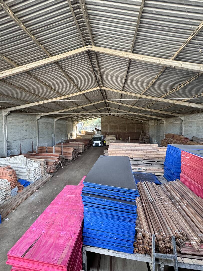 #4098 - Sala para Venda em São Pedro da Aldeia - RJ