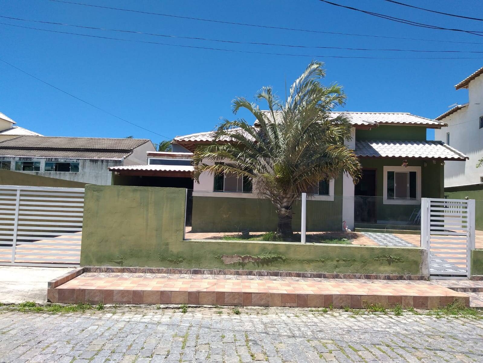 #60.454-A - Casa em condomínio para Venda em São Pedro da Aldeia - RJ
