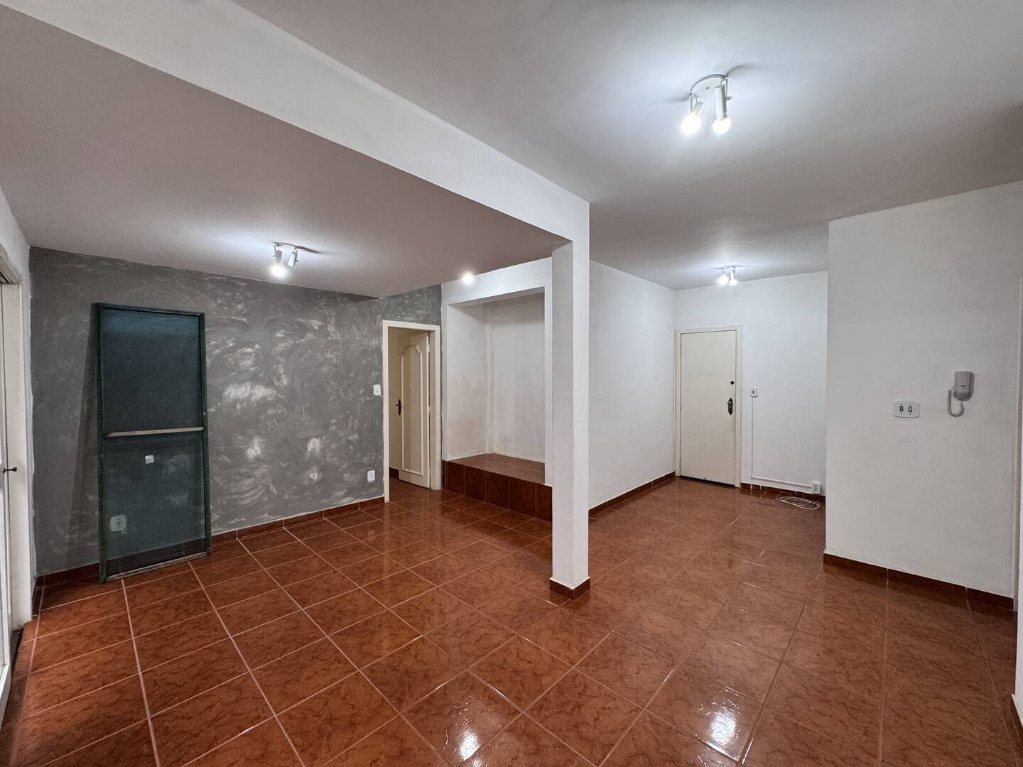 #4115 - Apartamento para Venda em Cabo Frio - RJ