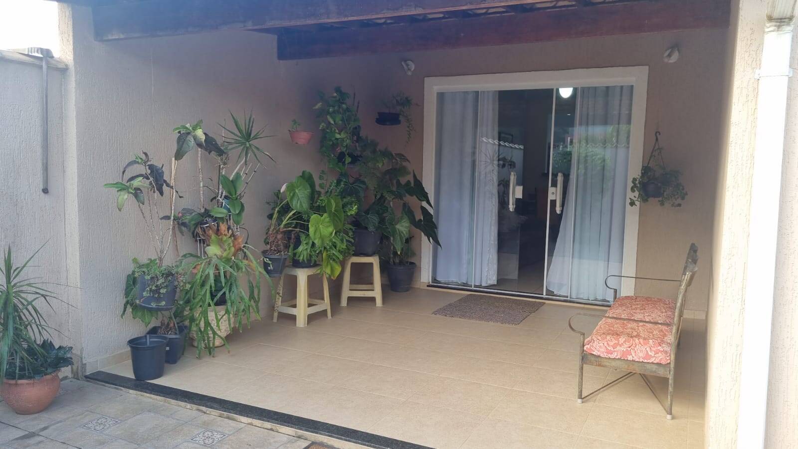 #61.050-A - Casa para Venda em São Pedro da Aldeia - RJ