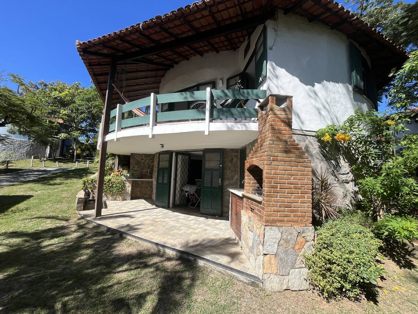 #2002 - Casa em condomínio para Venda em Cabo Frio - RJ