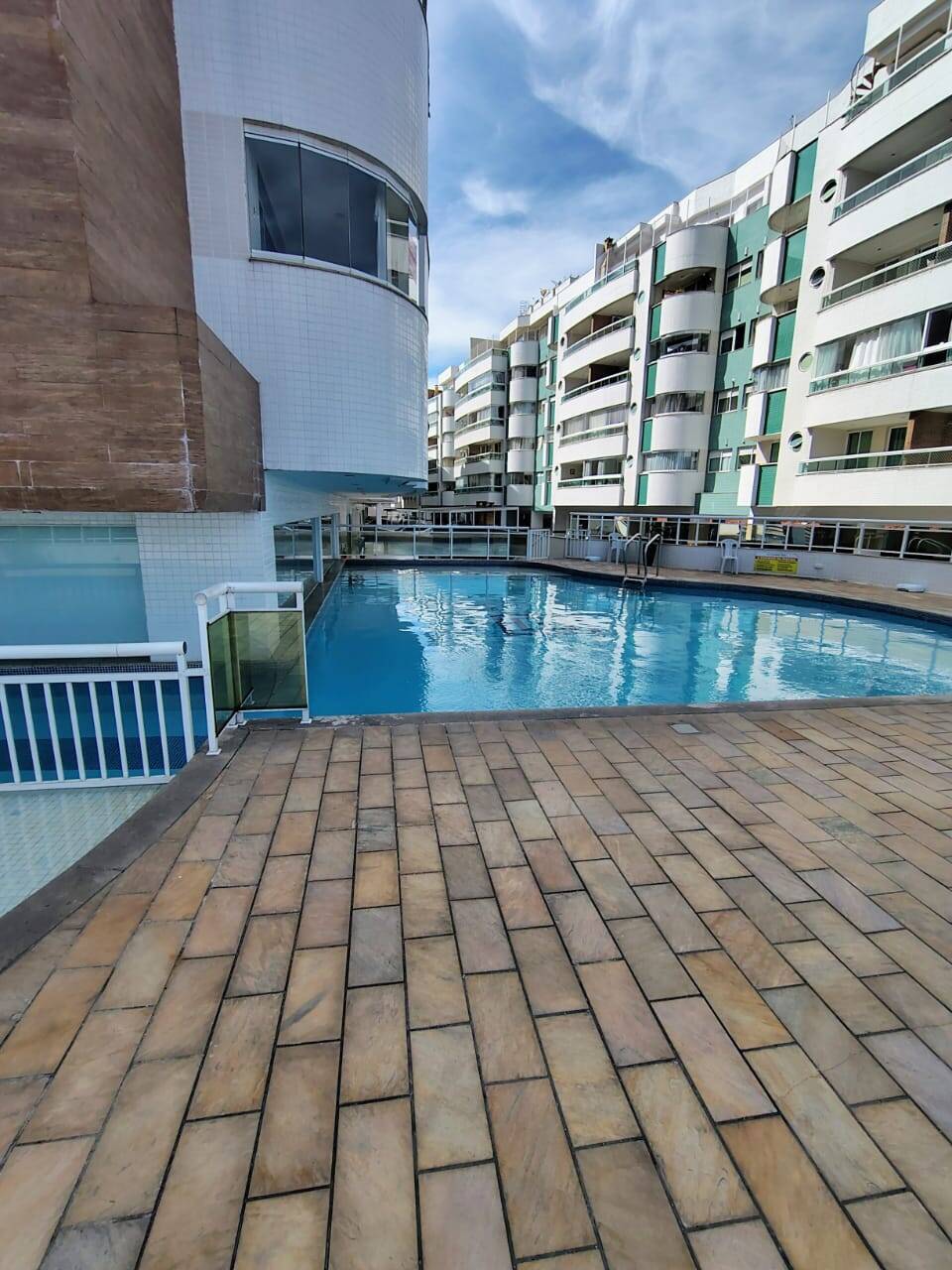 #2357 - Apartamento para Venda em Cabo Frio - RJ