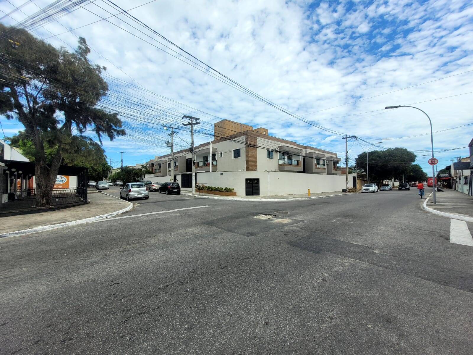 #1001 - Apartamento para Venda em Cabo Frio - RJ