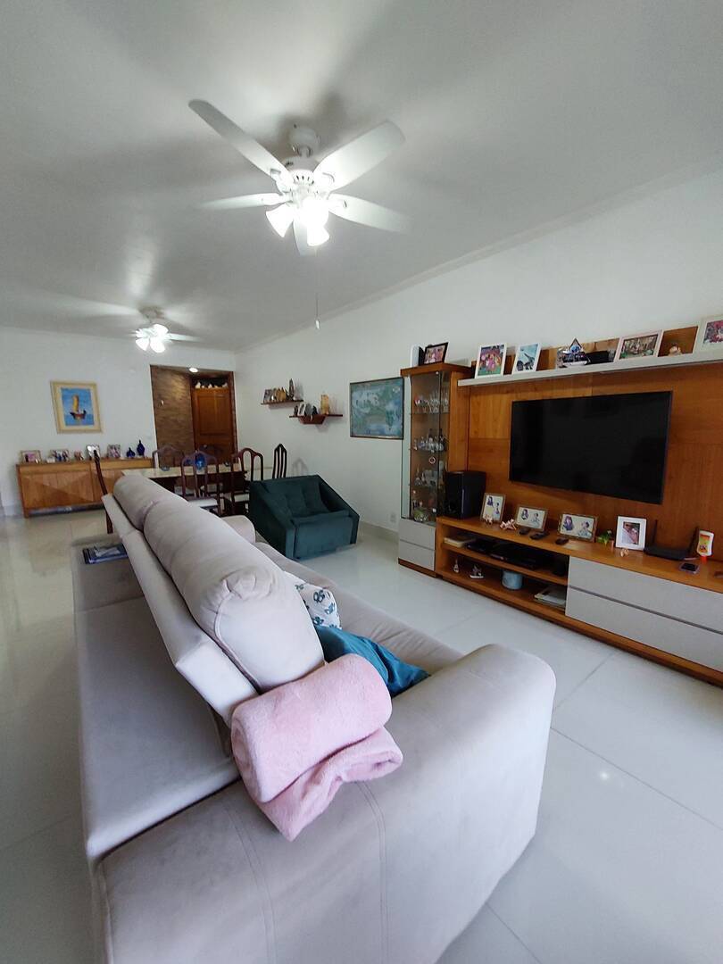 #6008 - Apartamento para Venda em Cabo Frio - RJ