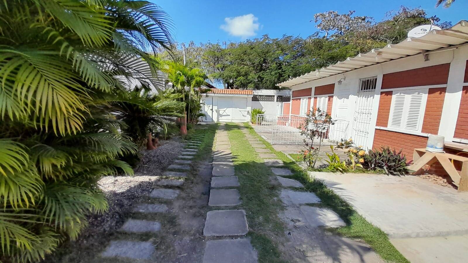 #2389 - Casa em condomínio para Venda em Cabo Frio - RJ