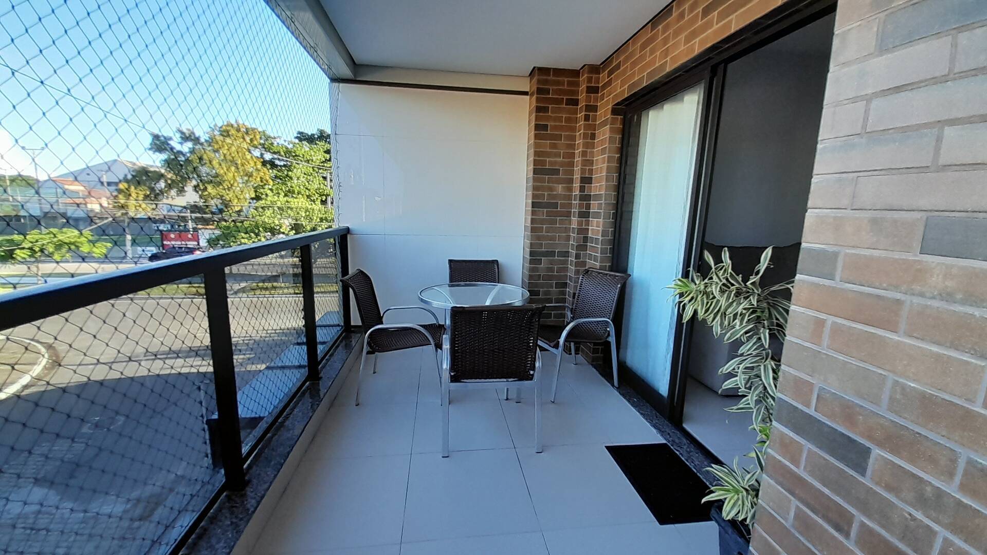 #2093 - Apartamento para Venda em Cabo Frio - RJ