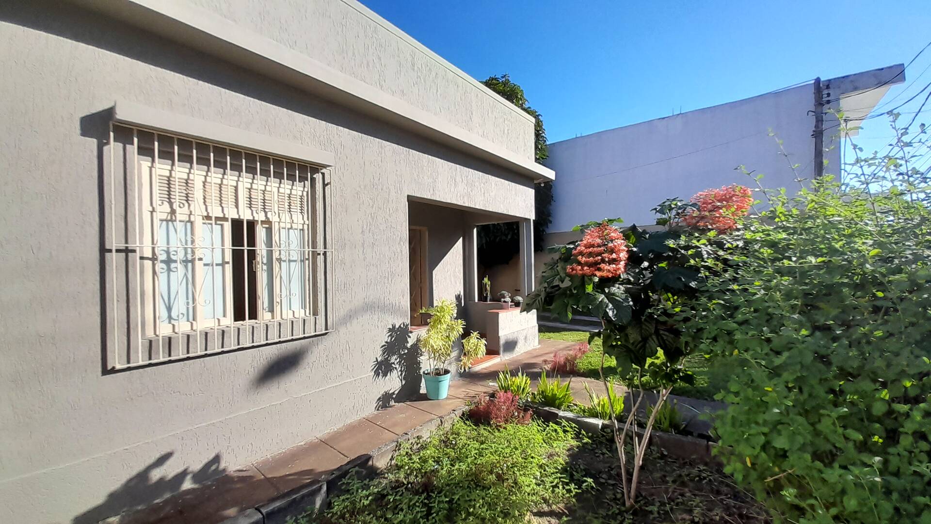 #2096 - Casa para Venda em Cabo Frio - RJ