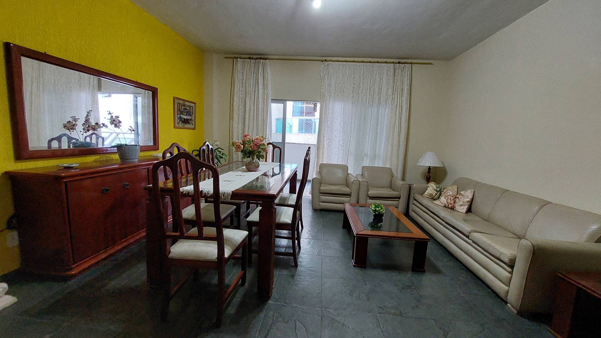 #6056 - Apartamento para Venda em Cabo Frio - RJ