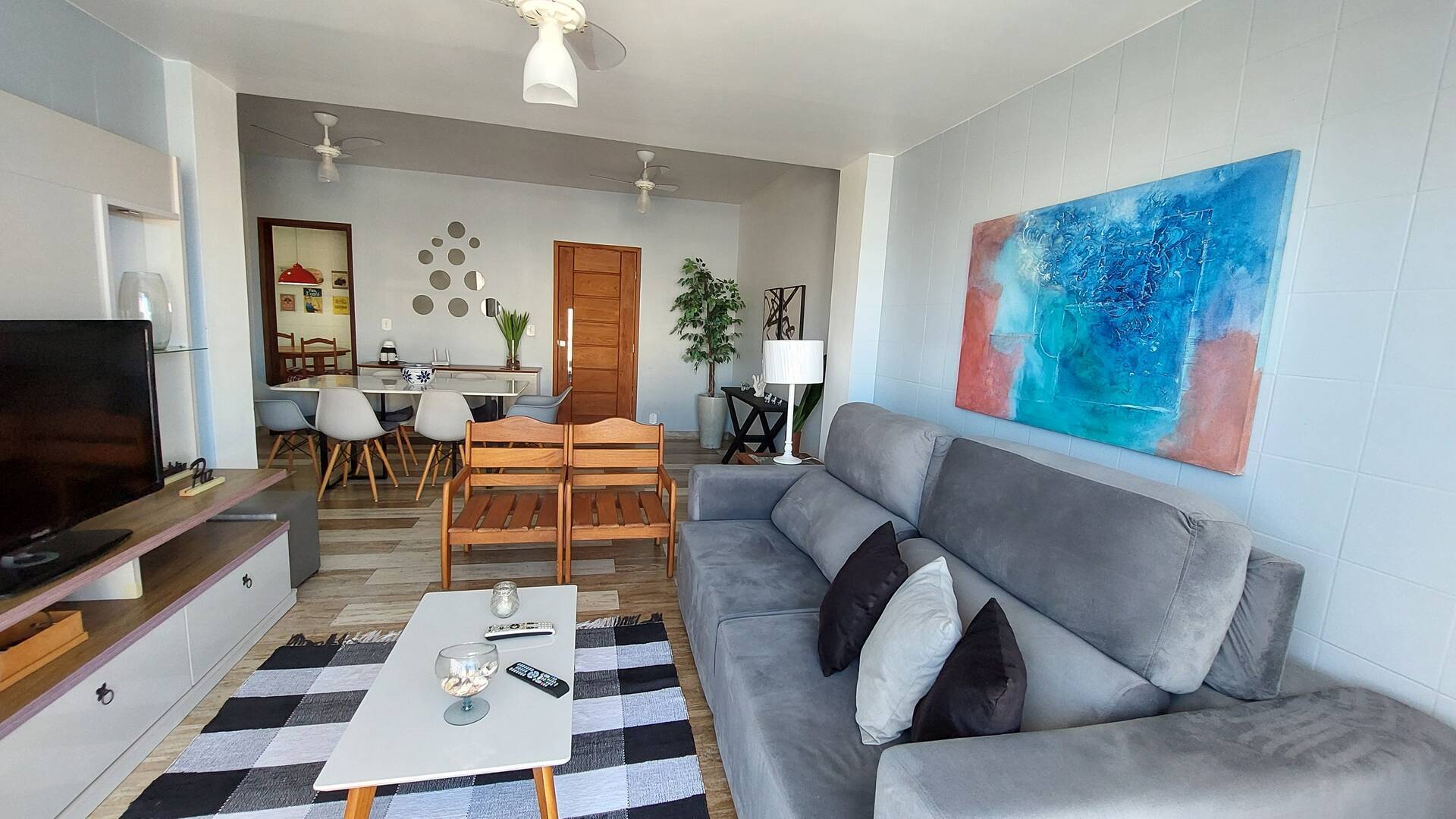 #6057 - Apartamento para Venda em Cabo Frio - RJ