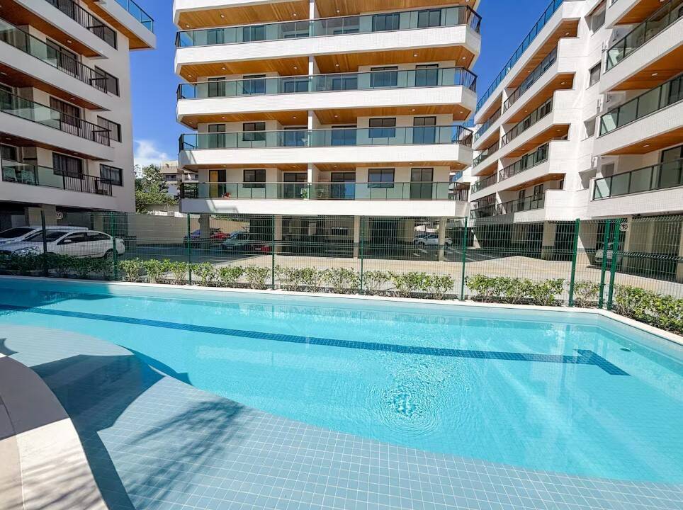 #2001 - Apartamento para Venda em Cabo Frio - RJ