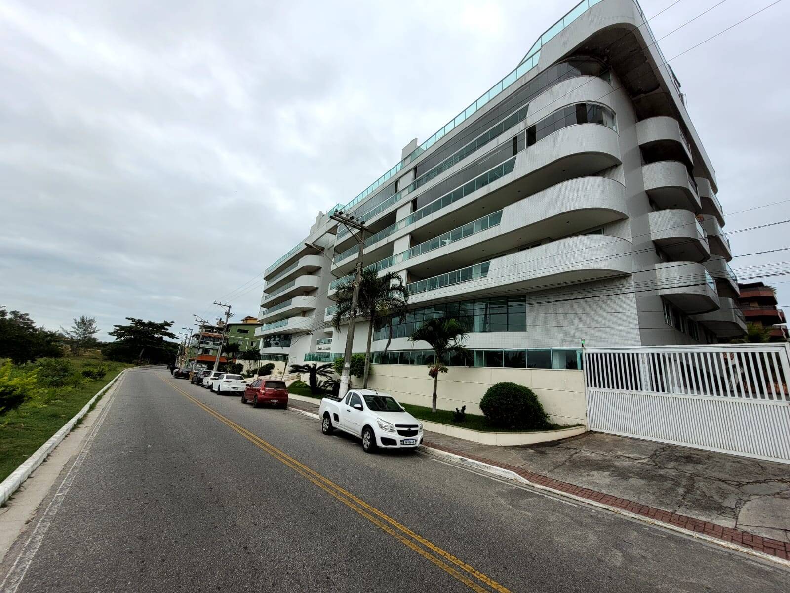 #1883 - Apartamento para Locação em Cabo Frio - RJ