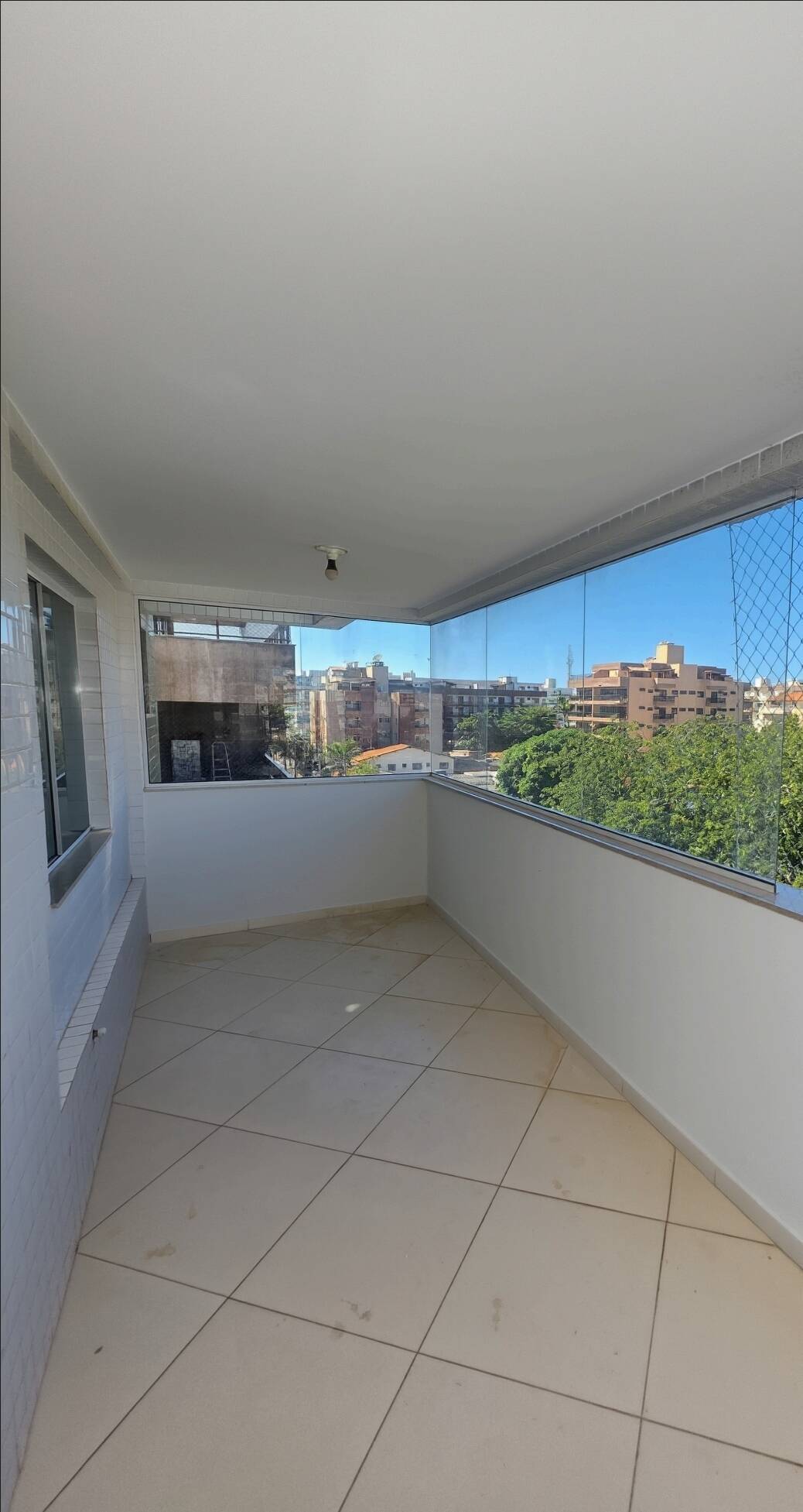 #2587 - Apartamento para Venda em Cabo Frio - RJ
