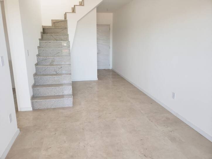 #2412 - Cobertura para Venda em Cabo Frio - RJ