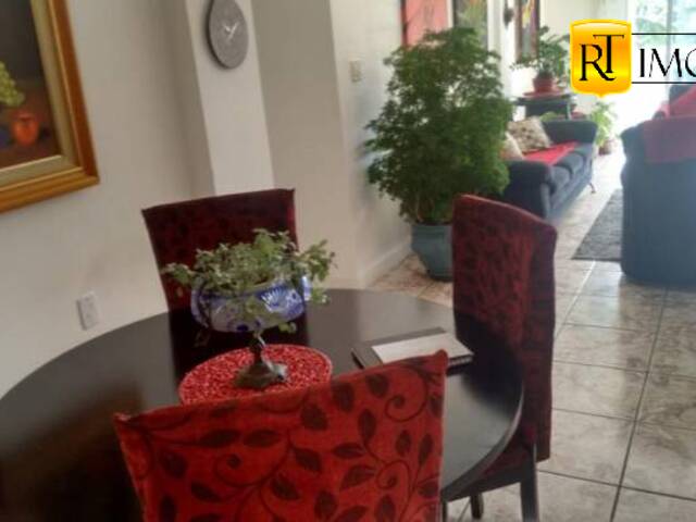 #0093 - Cobertura para Venda em Cabo Frio - RJ