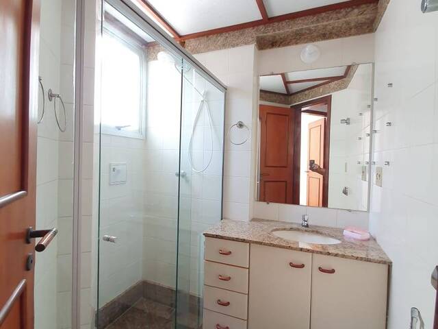Apartamento para Venda em Cabo Frio - 5
