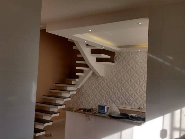 #2710 - Casa para Venda em Cabo Frio - RJ