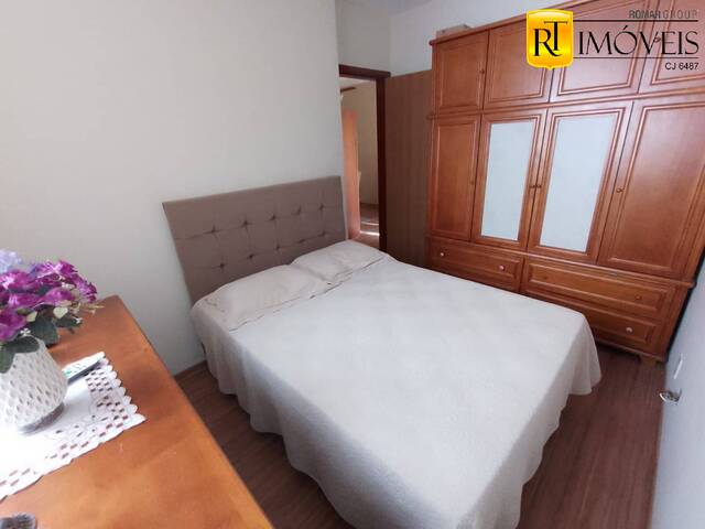 #1017 - Apartamento para Venda em Cabo Frio - RJ