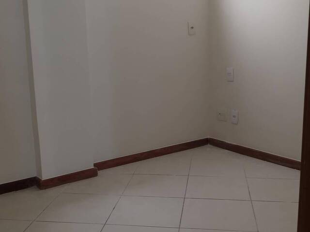 #6023 - Apartamento para Venda em Cabo Frio - RJ - 3