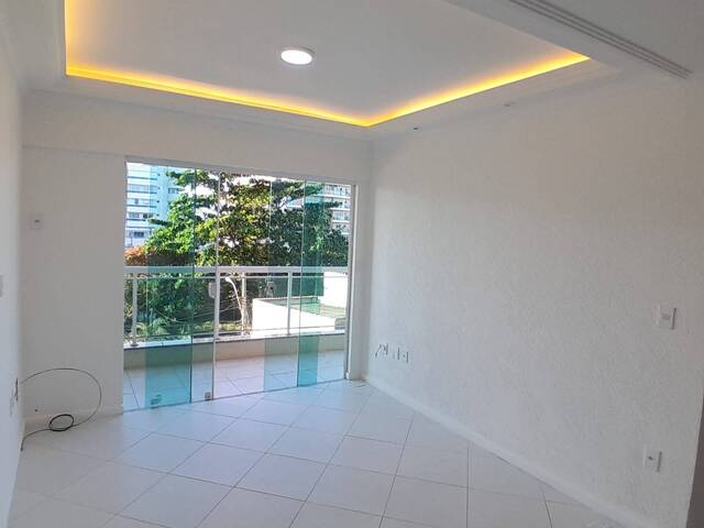 Apartamento para Venda em Cabo Frio - 2