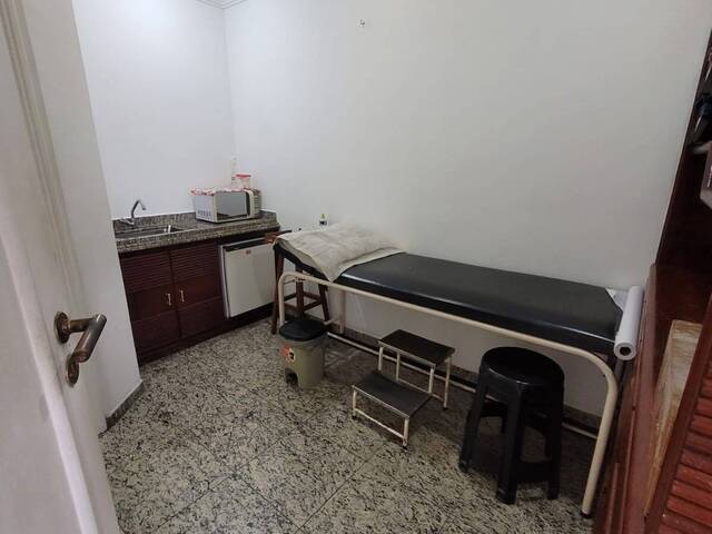 Sala para Venda em Cabo Frio - 5