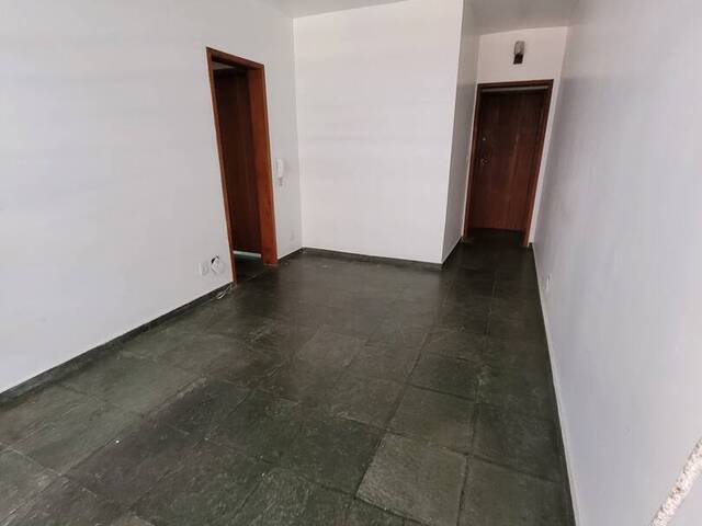 #1731 - Apartamento para Venda em Cabo Frio - RJ