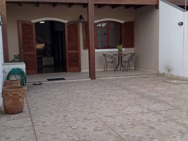 #4121 - Casa para Locação em Cabo Frio - RJ - 2