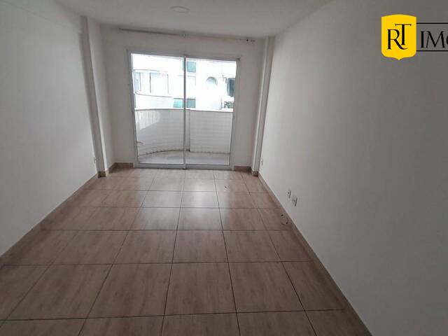 Apartamento para Venda em Cabo Frio - 4