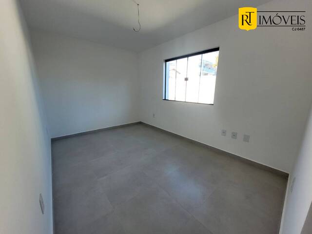 Apartamento para Venda em Cabo Frio - 4