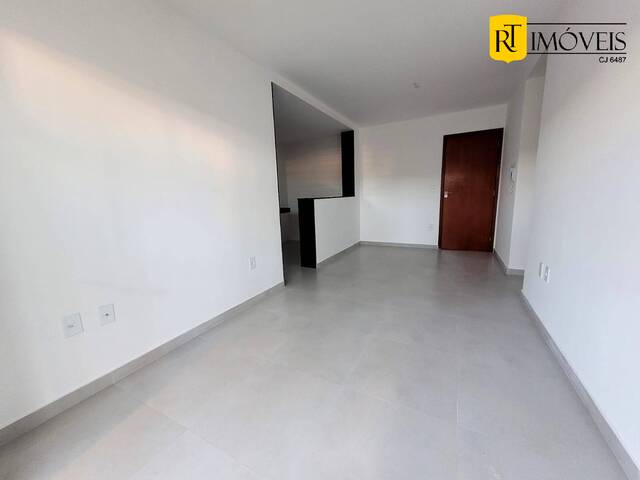 #1001 - Apartamento para Venda em Cabo Frio - RJ - 3