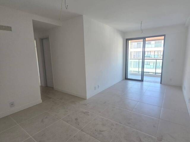 #2358 - Apartamento para Venda em Cabo Frio - RJ - 3