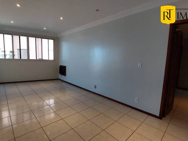 #6007 - Apartamento para Venda em Cabo Frio - RJ - 3