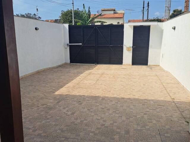 #4121 - Casa para Locação em Cabo Frio - RJ - 1