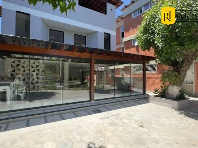 #2747 - Apartamento para Venda em Cabo Frio - RJ