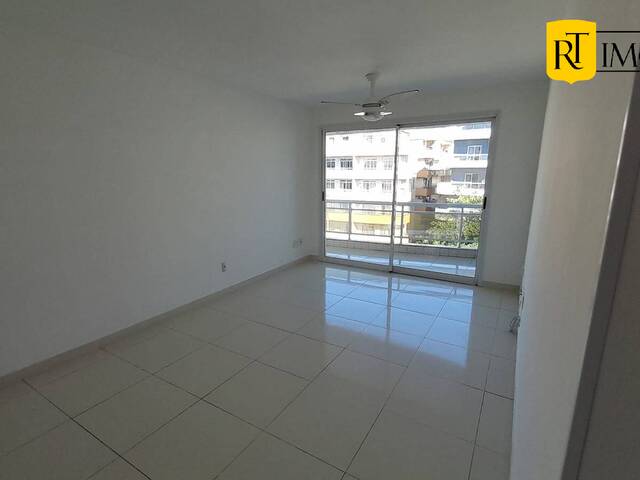 #2400 - Apartamento para Locação em Cabo Frio - RJ - 3