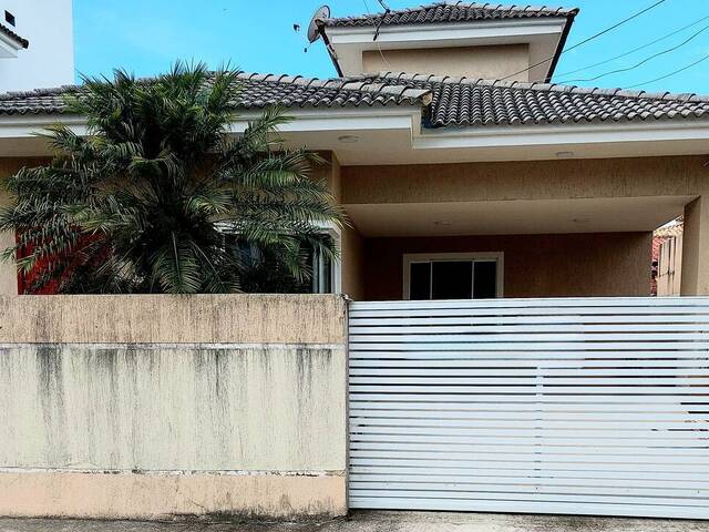 #6043 - Casa para Venda em Cabo Frio - RJ - 2