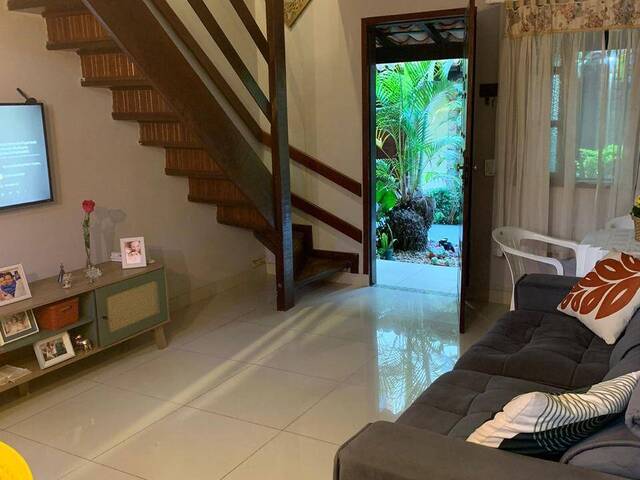 Apartamento para Venda em Cabo Frio - 3