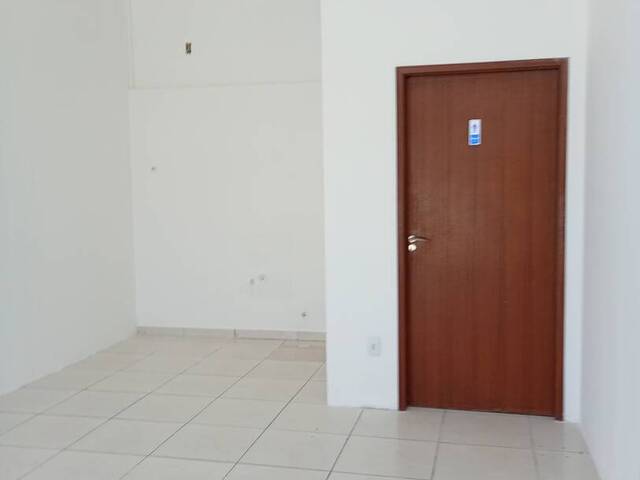 #4127 - Loja para Locação em Cabo Frio - RJ - 1