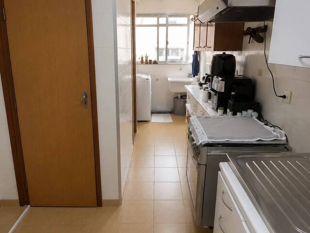 Apartamento para Venda em Cabo Frio - 5