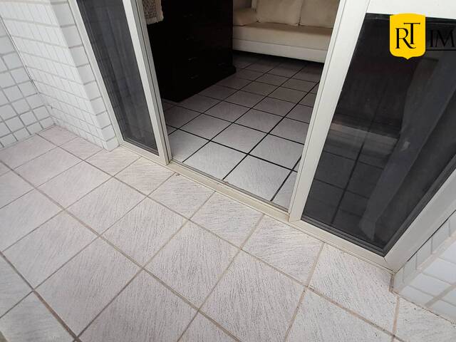 Apartamento para Venda em Cabo Frio - 2