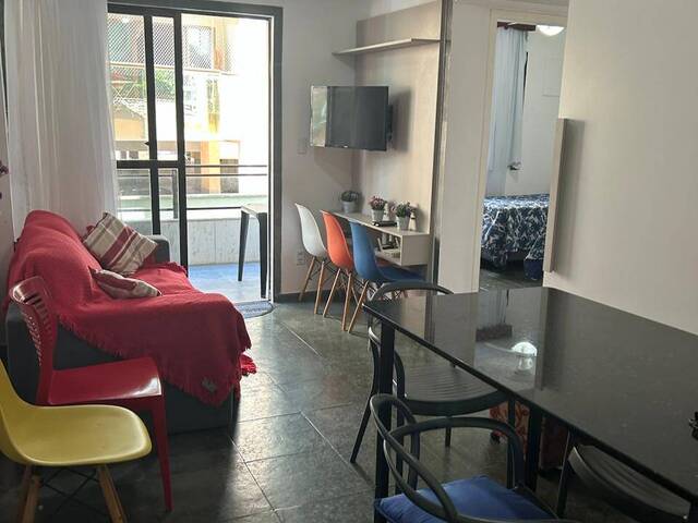 #8010 - Apartamento para Venda em Cabo Frio - RJ - 1