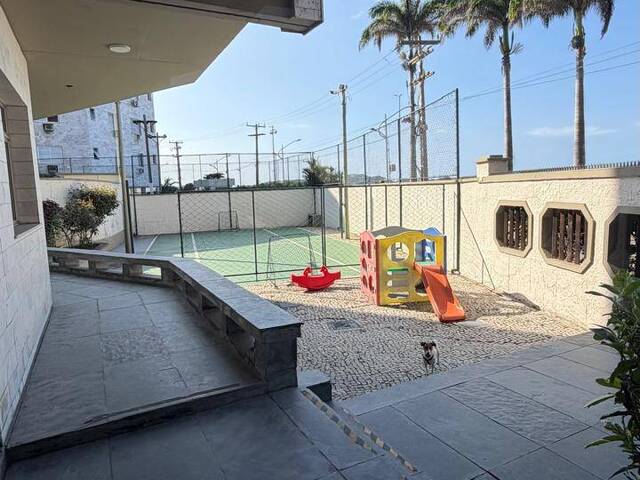 #8012 - Apartamento para Venda em Cabo Frio - RJ - 2