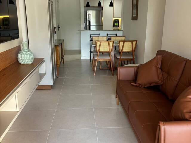 Apartamento para Venda em Cabo Frio - 2