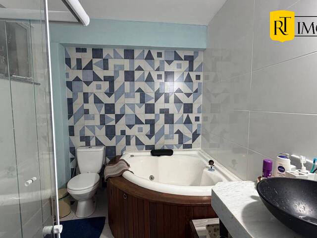 Triplex para Venda em Cabo Frio - 4