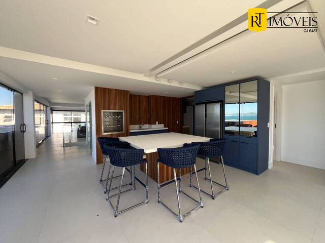 Apartamento para Venda em Cabo Frio - 4